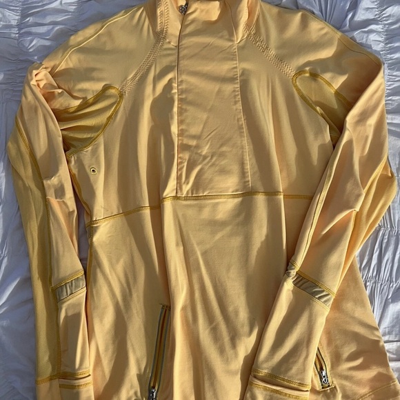 Lululemon Run: Reflect Pullover. Burning Yellow. - Picture 7 of 7